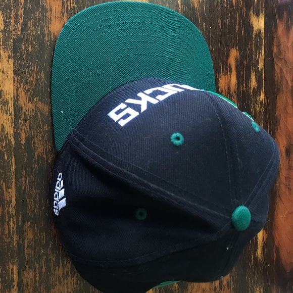 NBA Adidas Milwaukee Bucks SnapBack. OSFA. NWT. - Picture 2 of 5